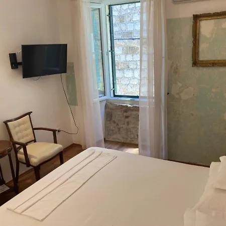 Vicelic 1 Guest house